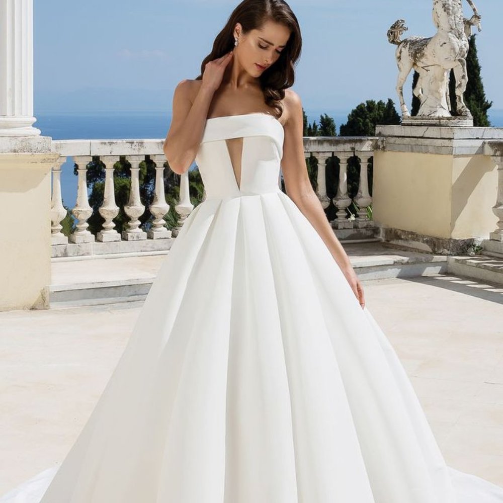 Justin Alexander 88095 Wedding Dress